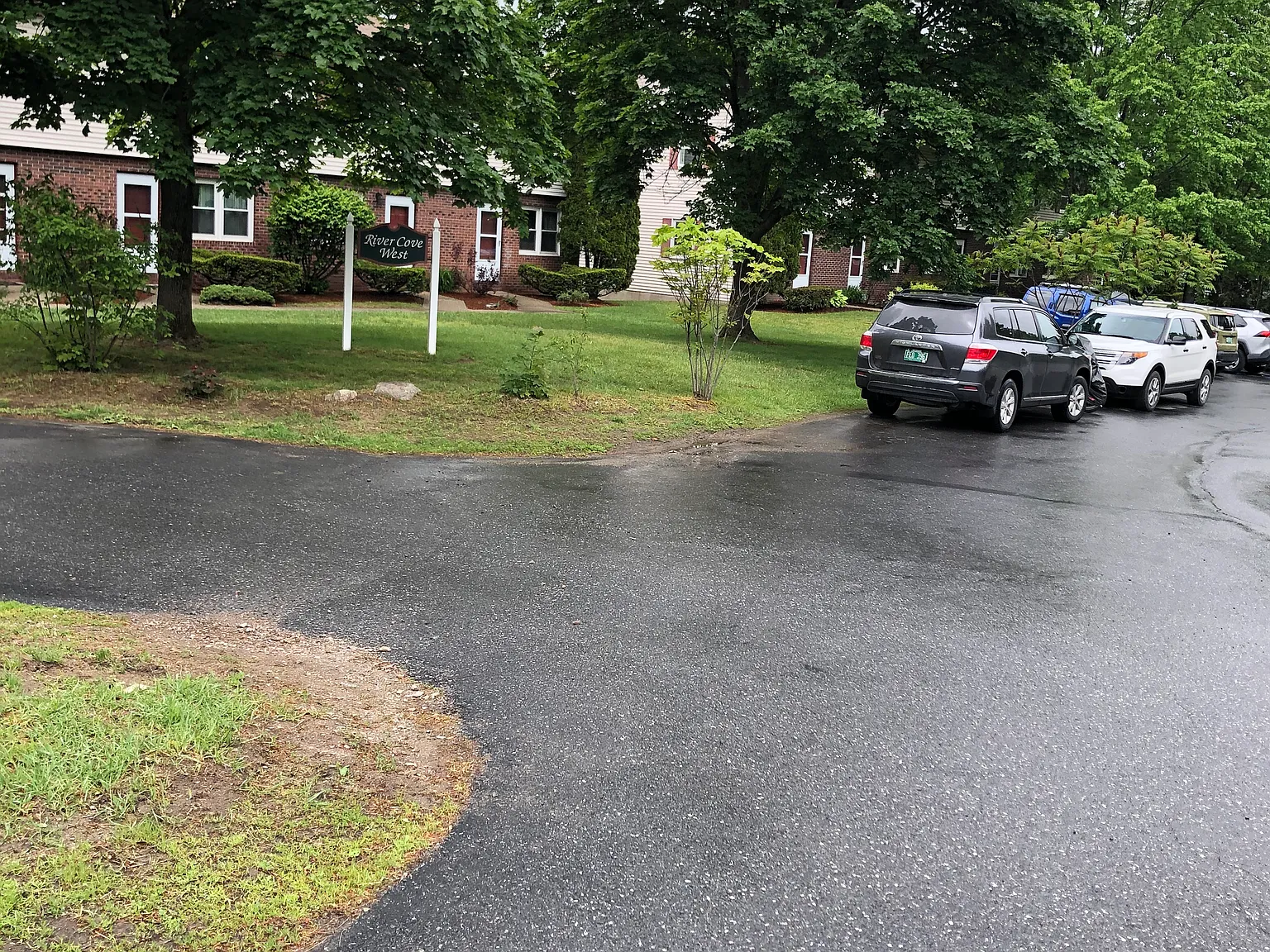 2 bed, 850 sqft, $1,550 — Photo 3