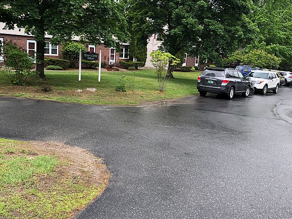 3rd image of 91 Shirley Cir #131