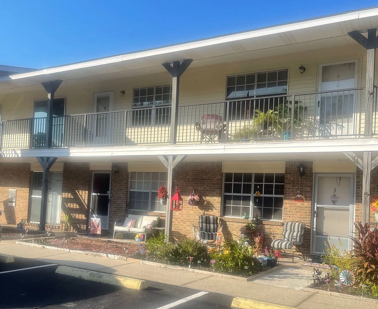 MER-Teresa Village Apartments — Photo 1