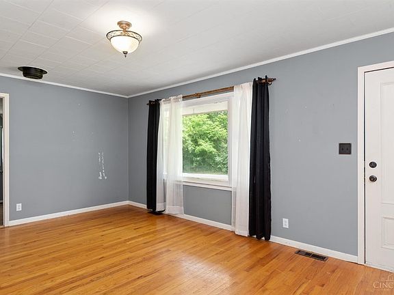 5th image of 150 Watts St