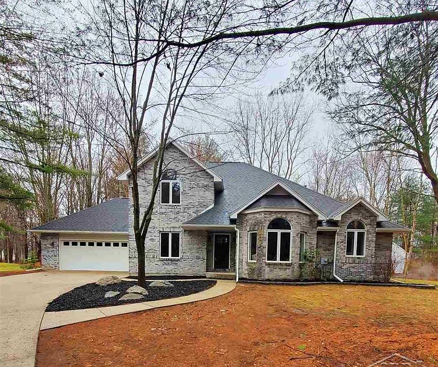 1st image of 8132 Wegner Ln
