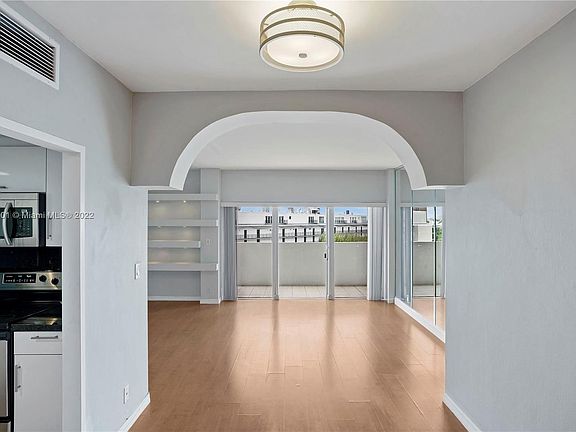 5th image of 880 NE 69th St APT 8G