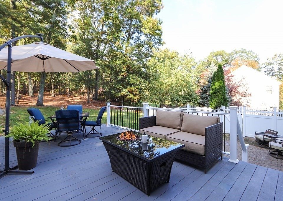 6 Miller St, Franklin, MA 02038 Zillow