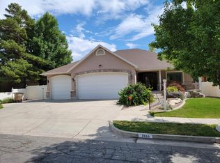 2010 E Kensington Ave #BASEMENT, Salt Lake City, UT 84108