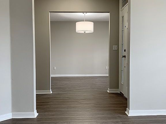 5th image of 7 Lemay Pl