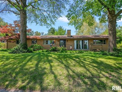 1900 Parkview Dr, Springfield, IL, 62704
