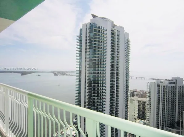 1200 Brickell Bay Dr APT 3803, Miami, FL 33131