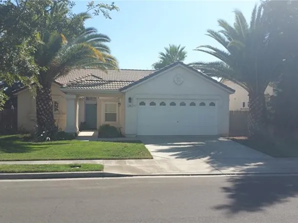 230 Sunbird Dr, Turlock, CA 95382