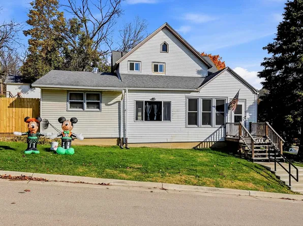 550 Galena St, Darlington, WI 53530