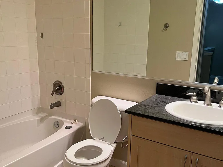 1818 Moore Blvd #220 — Photo 10