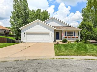 4204 Broadway Ter, Leavenworth, KS 66048