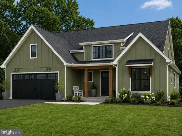 7 Ancient Oaks Ct, Charles Town, WV 25414