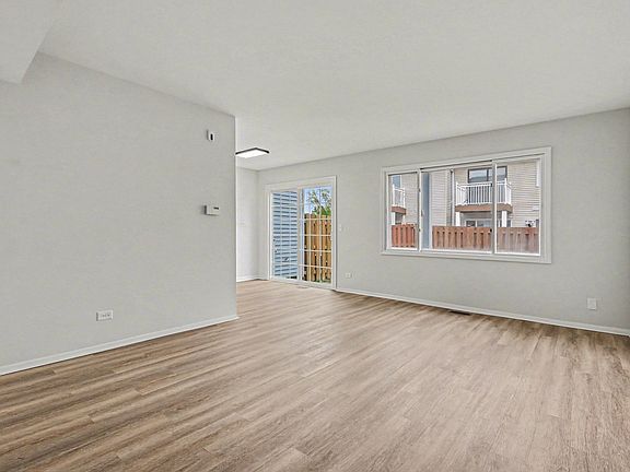2nd image of 1895 Hickory Ln