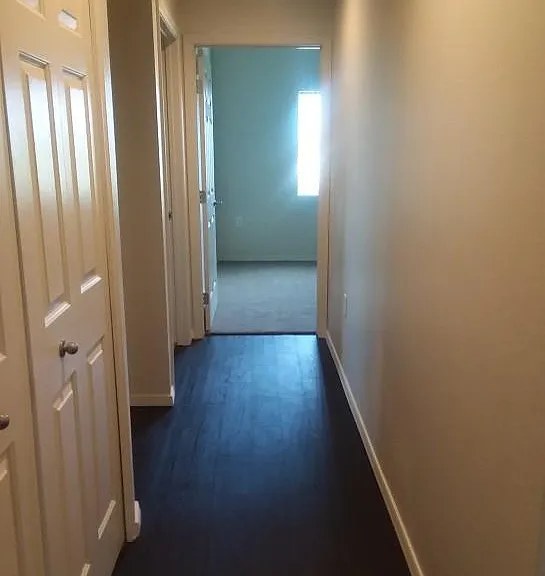 Eastridge Apartments — Photo 72
