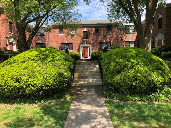 325 Dartmouth Ave #B-02