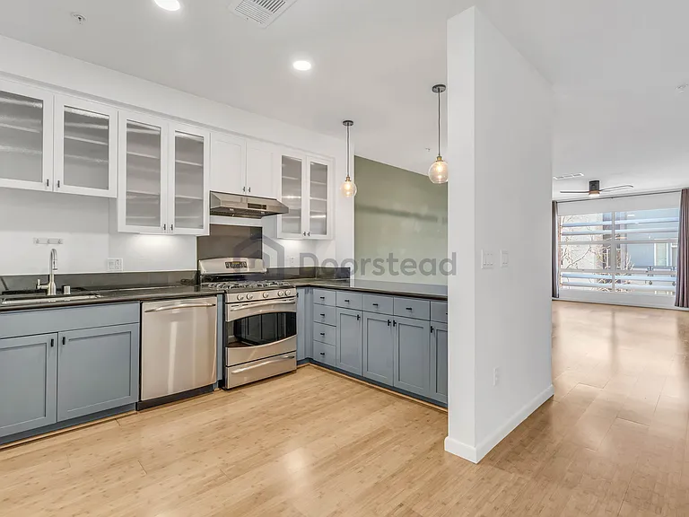 6466 Hollis St #321 — Photo 8