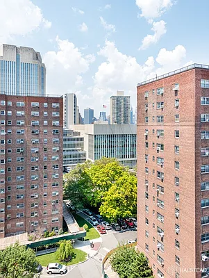 Rented by Halstead Real Estate | media 23