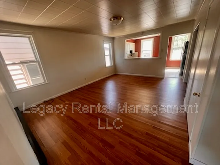 46 Broad St #2A — Photo 9