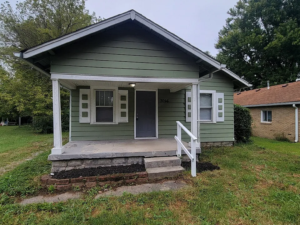 3056 N Layman Ave