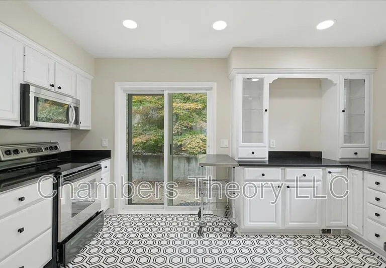 3635 Vacation Ln — Photo 13