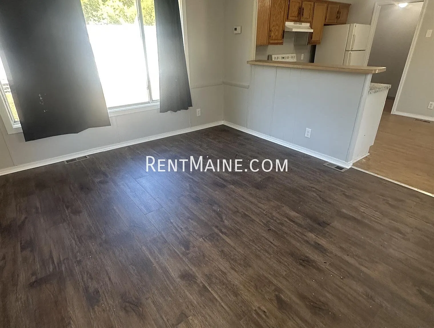 3 bed, $1,300 — Photo 4