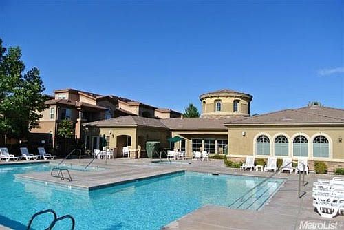 2nd image of 1900 Danbrook Dr Unit 621