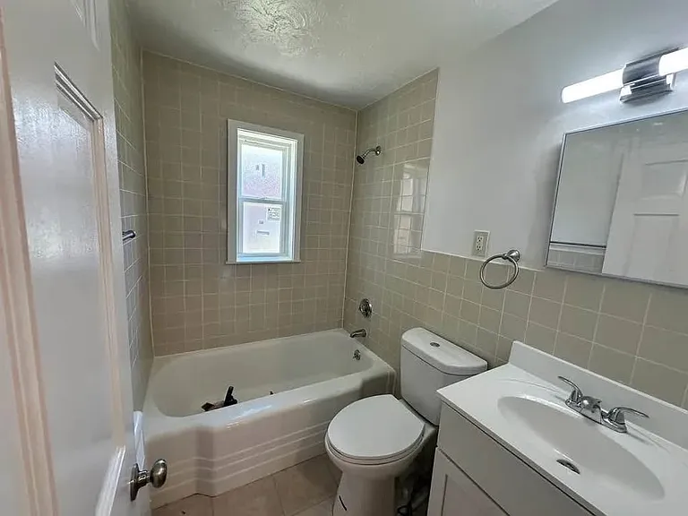 176 Summit Ave #4A — Photo 12