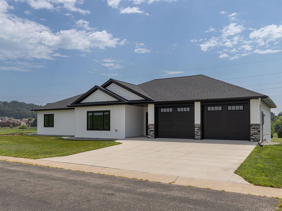 1st image of 416 Brubaker Dr