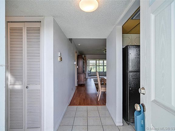 5th image of 606 SW Natura Blvd APT 305