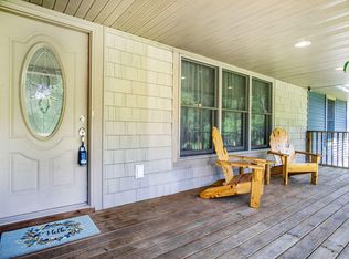 2458 Hickory Nut Dr, Muskegon, MI 49442