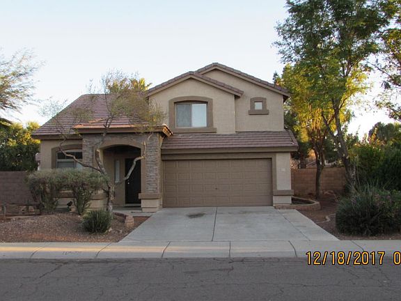 2nd image of 10479 W Emerald Ln