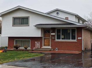 13740 Sandra Ln, Midlothian, IL 60445