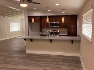 330 Rochester St #B, Costa Mesa, CA 92627