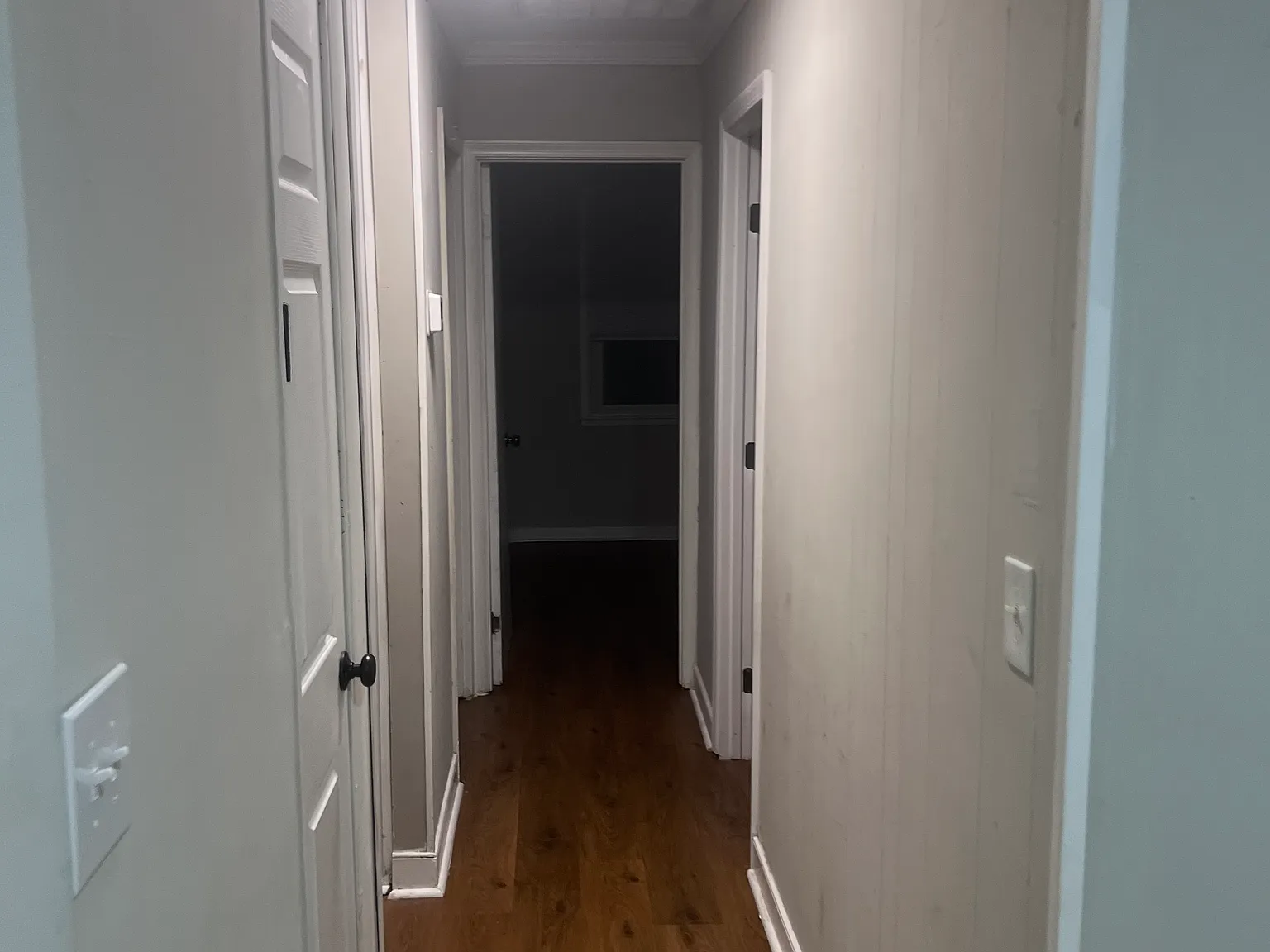 3 bed, 1007 sqft, $1,900 — Photo 2
