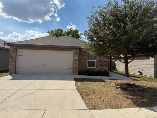 15023 Harbor Lndg, Von Ormy, TX 78073