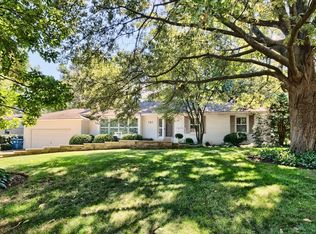 707 Hamilton Dr, Champaign, IL