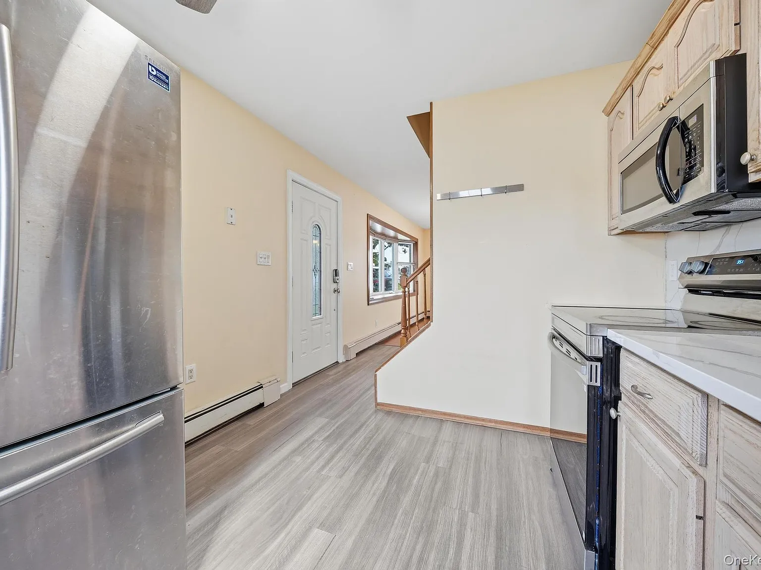 4 bed, 2.0 bath, 1500 sqft, $4,500 — Photo 2