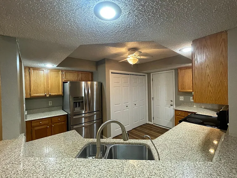 115 Spirea Point — Photo 31
