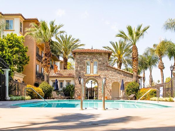 Raincross Promenade | 3250 Market St, Riverside, CA