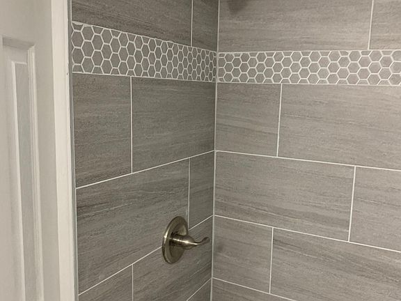 4th image of 206 Osborn St #305