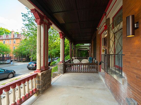 2nd image of 4201 Pine St APT 1R
