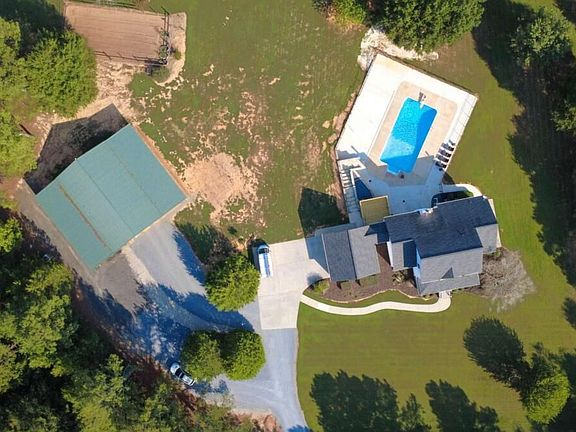 2nd image of 1602 Old Alabama Rd