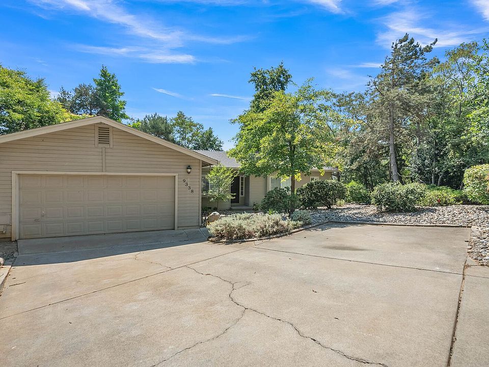 1st image of 9338 Winding Oak Dr