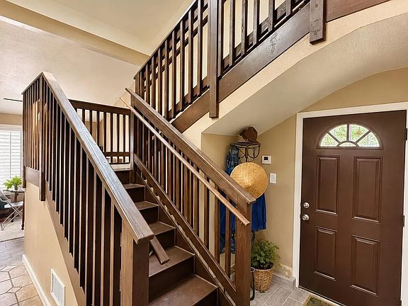 3rd image of 230 Tarango Pl