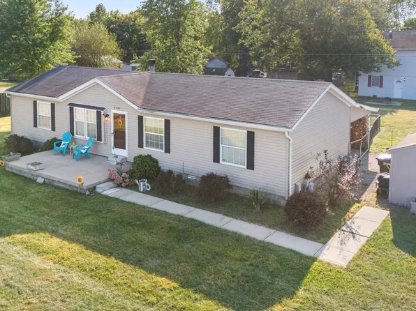 2745 N Easy St, Scottsburg, IN 47170