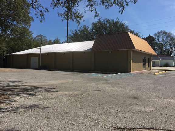 2nd image of 5040 Mobile Hwy