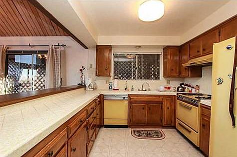 3rd image of 309 Shasta Dr