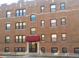 2405 E 76th St, Chicago, IL 60649