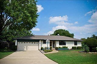 2nd image of 503 Longworth Blvd