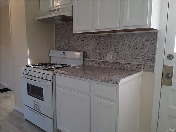 3rd image of 503 Harper St